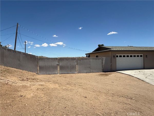 36873 Hayward, Barstow, CA 92311