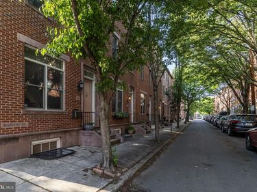 734 S MARVINE STREET, PHILADELPHIA, PA 19147