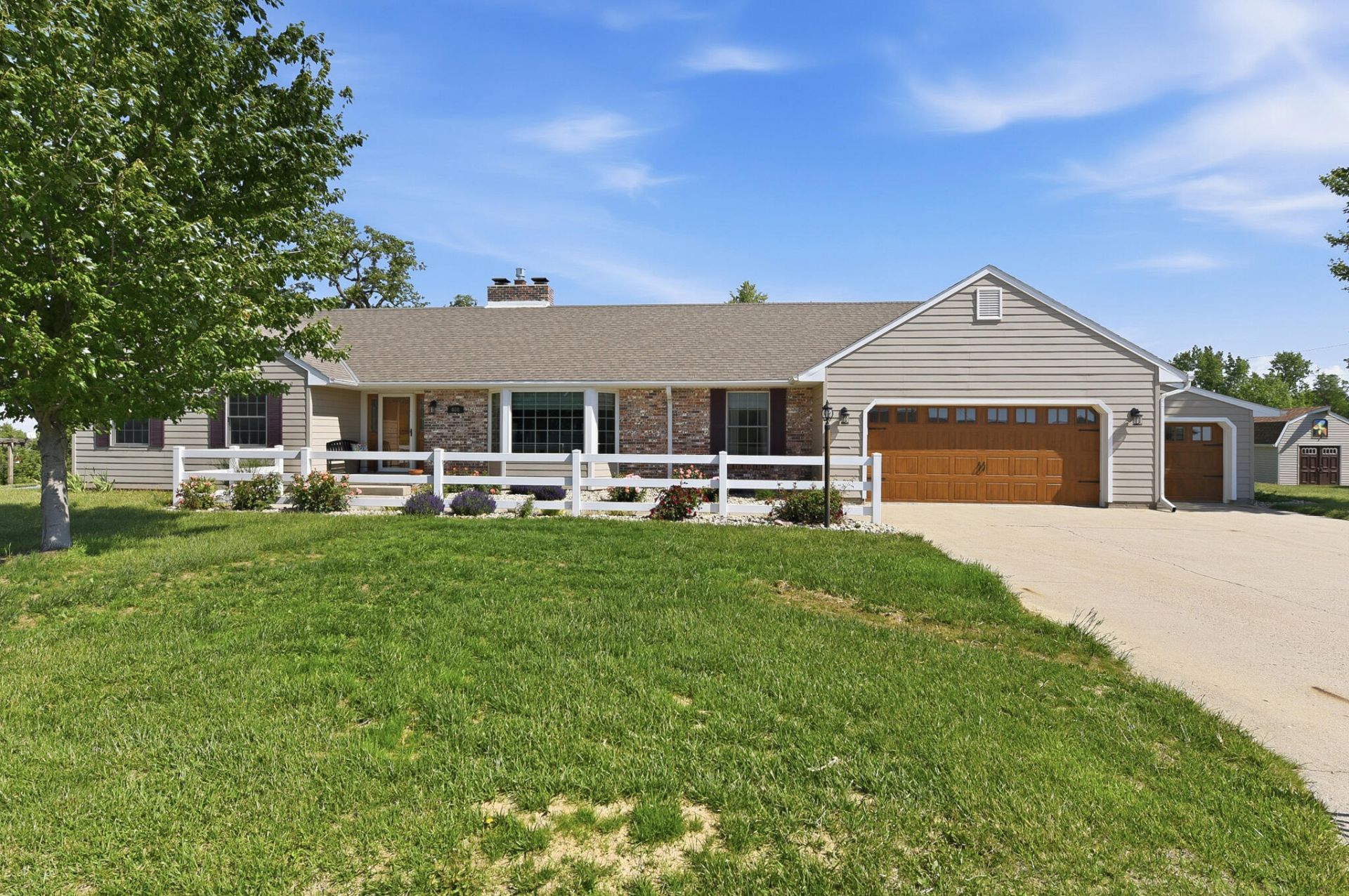 608 Glass Street, Oakland, IA 51560 Main Photo