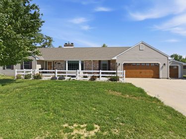 608 GLASS Street, OAKLAND, IA 51560