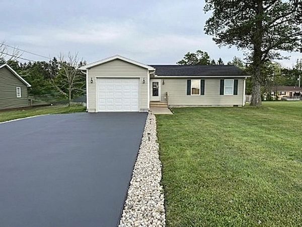 145 Briarwood Drive, SHADY SPRING, WV 25918