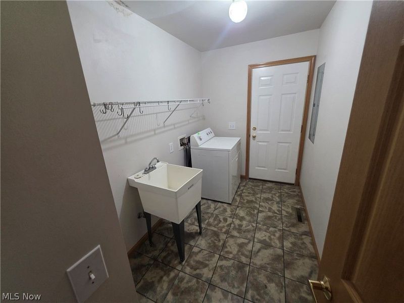 49222 Taylor Road, Negley, OH 44441 Photo 21