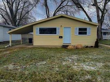 1623 Eastwood Avenue, Akron, OH 44305