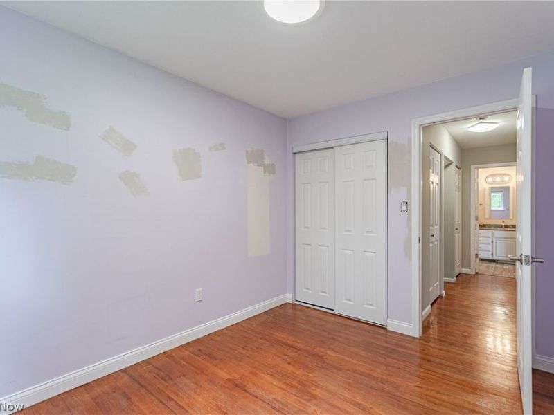 23823 Beaumont Drive, North Olmsted, OH 44070 Photo 18