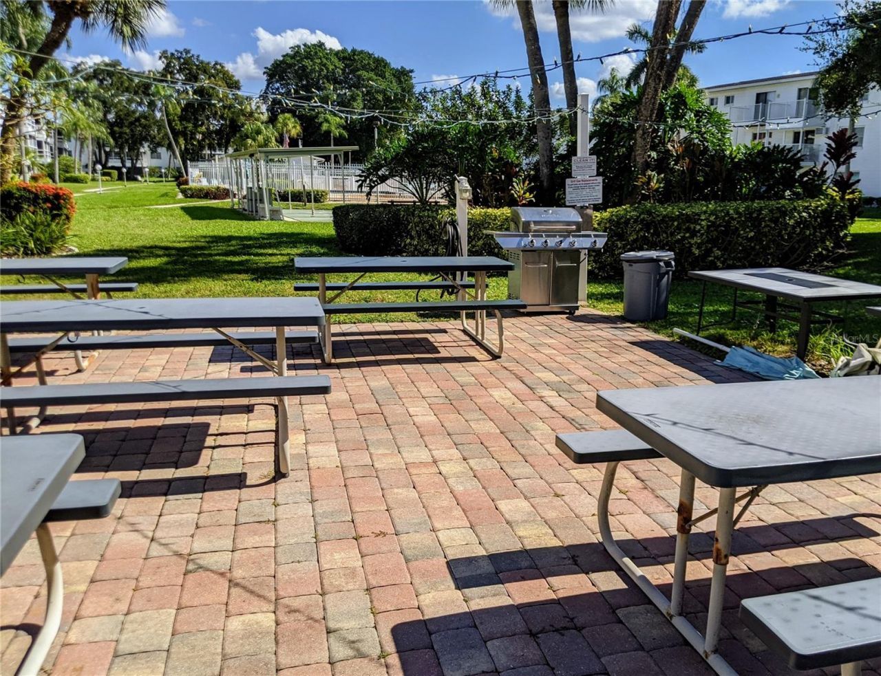 2547 60th Avenue W, Unit L-36, Bradenton, FL 34207 Photo