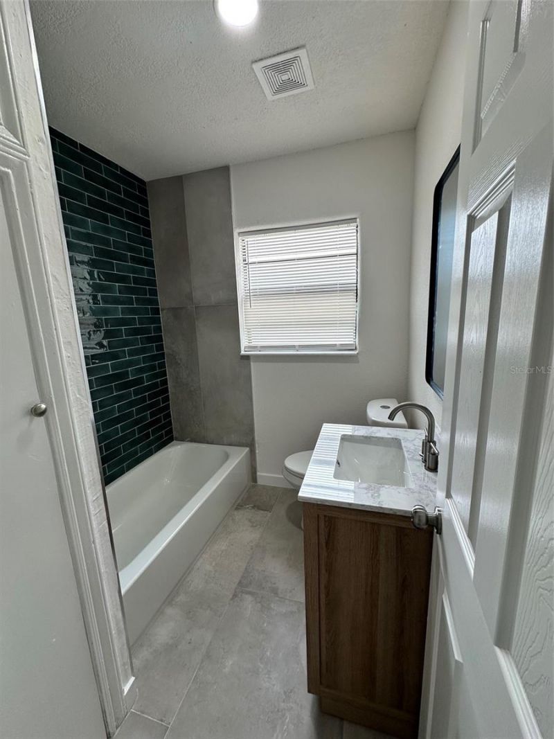 2001 30th Street S, Saint Petersburg, FL 33712 Photo