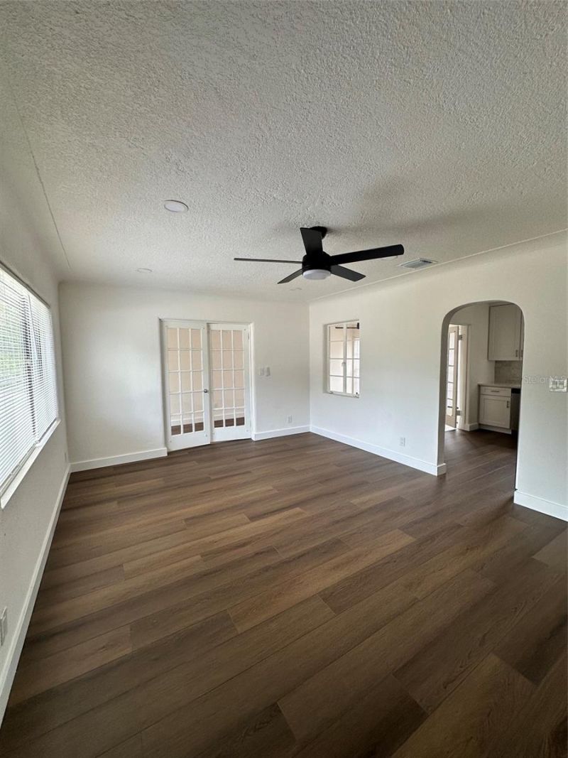 2001 30th Street S, Saint Petersburg, FL 33712 Photo