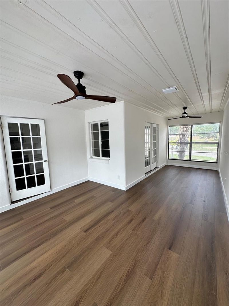 2001 30th Street S, Saint Petersburg, FL 33712 Photo
