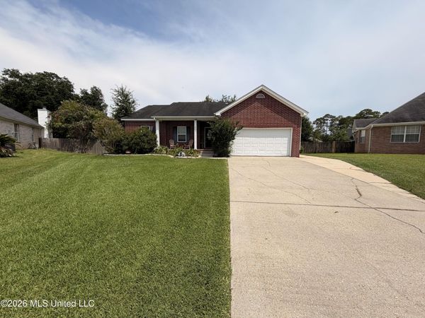 6700 Rue Mornay, Biloxi, MS 39532