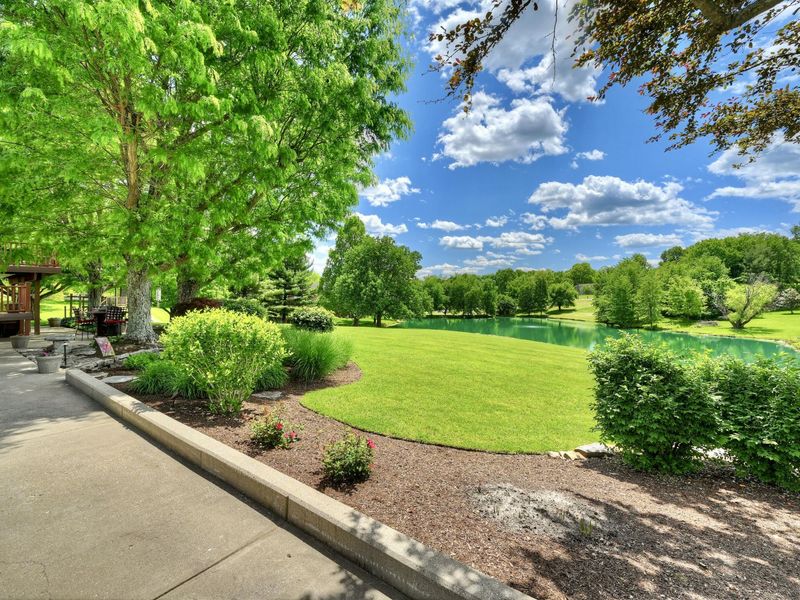 10667 Bridlepath Lane, Union, KY 41091 Photo 9