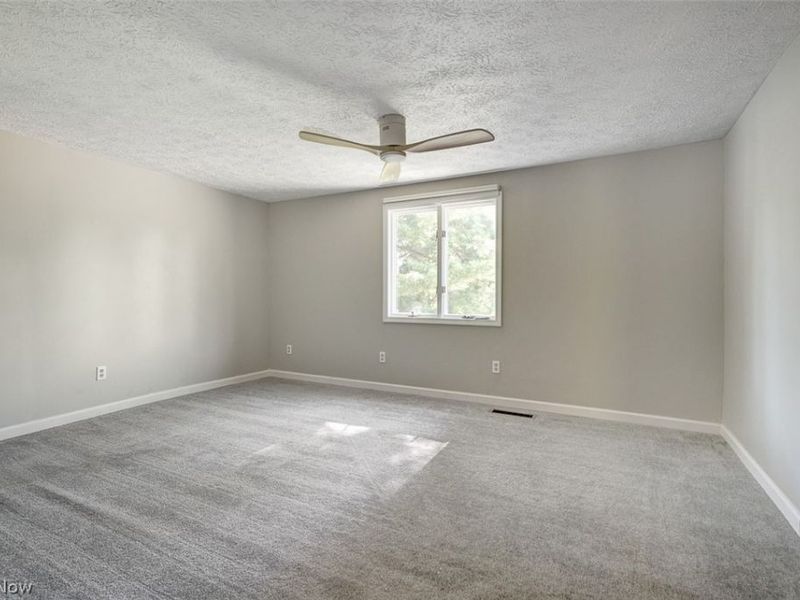 9985 Prospect Road , Strongsville, OH 44149 Photo 15