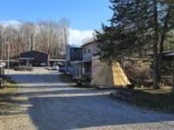19312 State Highway M, Cassville, MO 65625