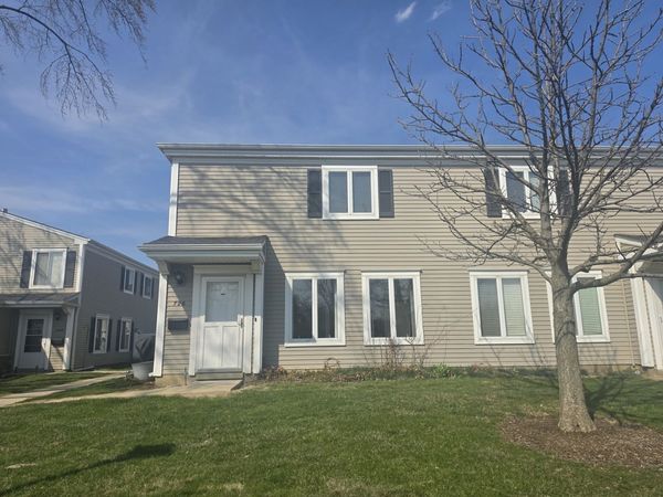 726 E Old Willow Road , Unit 104C, Prospect Heights, IL 60070