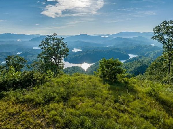 000 Highway 19 , Almond, NC 28702