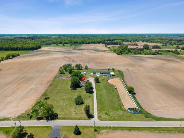 N9567 32nd Drive Road, Berlin, WI 54923