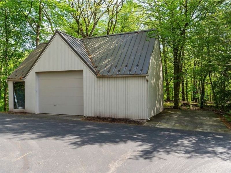 2941 Howland Wilson Road NE, Warren, OH 44484 Photo 25
