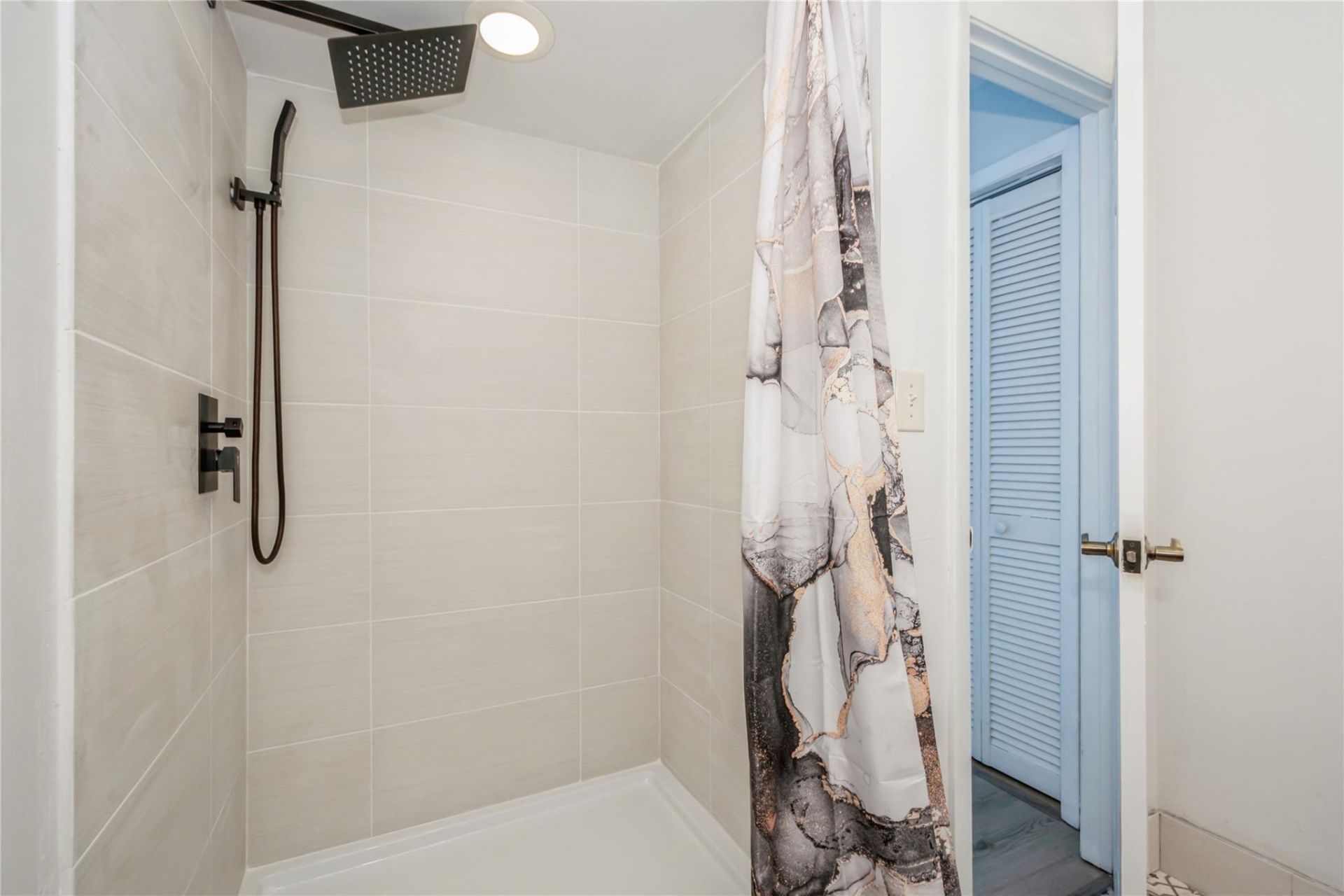8208 NW 8th Place Nw, Plantation, FL 33324 Photo