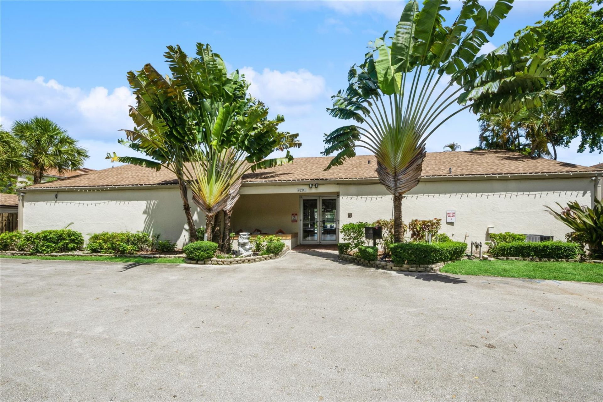8208 NW 8th Place Nw, Plantation, FL 33324 Photo