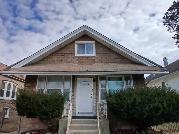 2615 N Newcastle Avenue , Unit 1, Chicago, IL 60707
