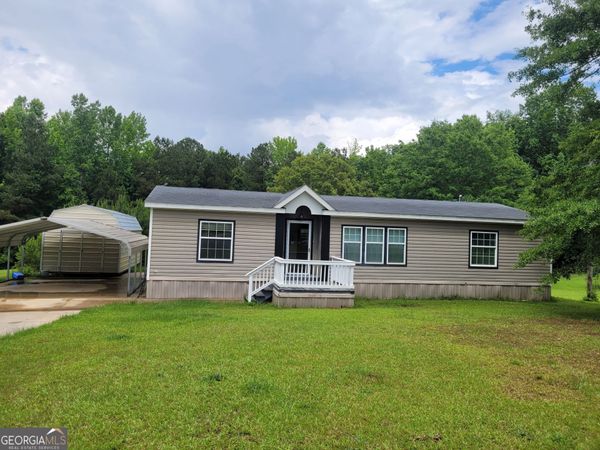 192 Cody Road, Roanoke, AL 36274