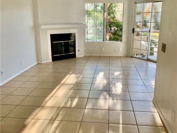 707 W 4th, Long Beach, CA 90802