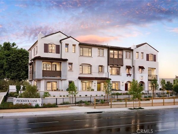 106 Sorrel Court, Burbank, CA 91506