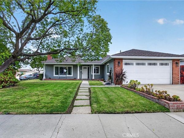 2730 S Poplar Street, Santa Ana, CA 92704