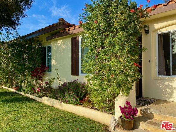 8106 WESTLAWN Avenue, Los Angeles, CA 90045