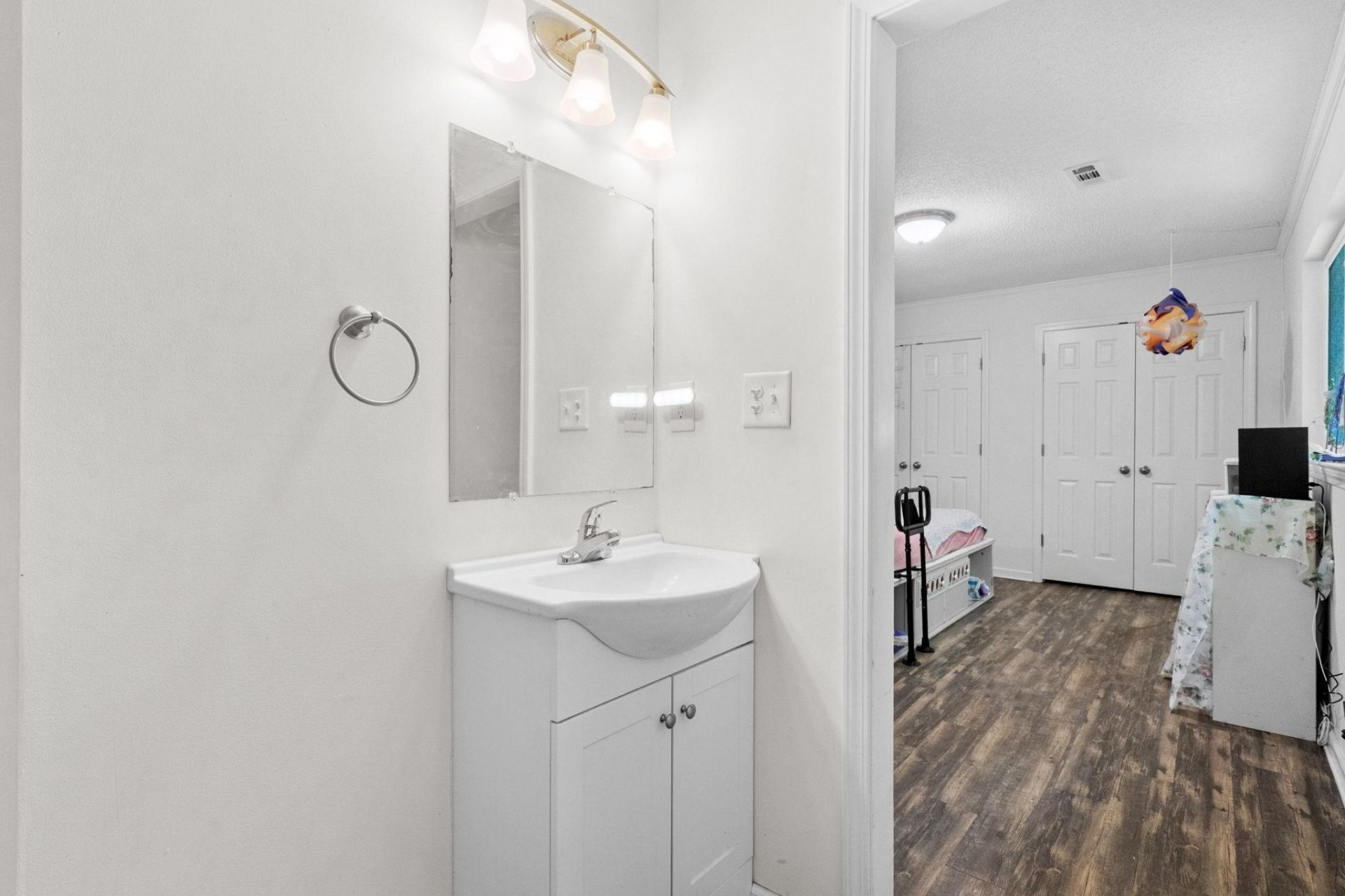 5936 Rosewood Dr. Photo 16