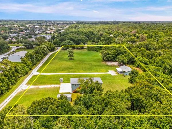 6359 41st Street, Vero Beach, FL 32967