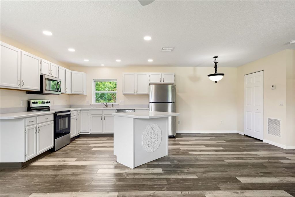 6359 41st Street, Vero Beach, FL 32967 Photo
