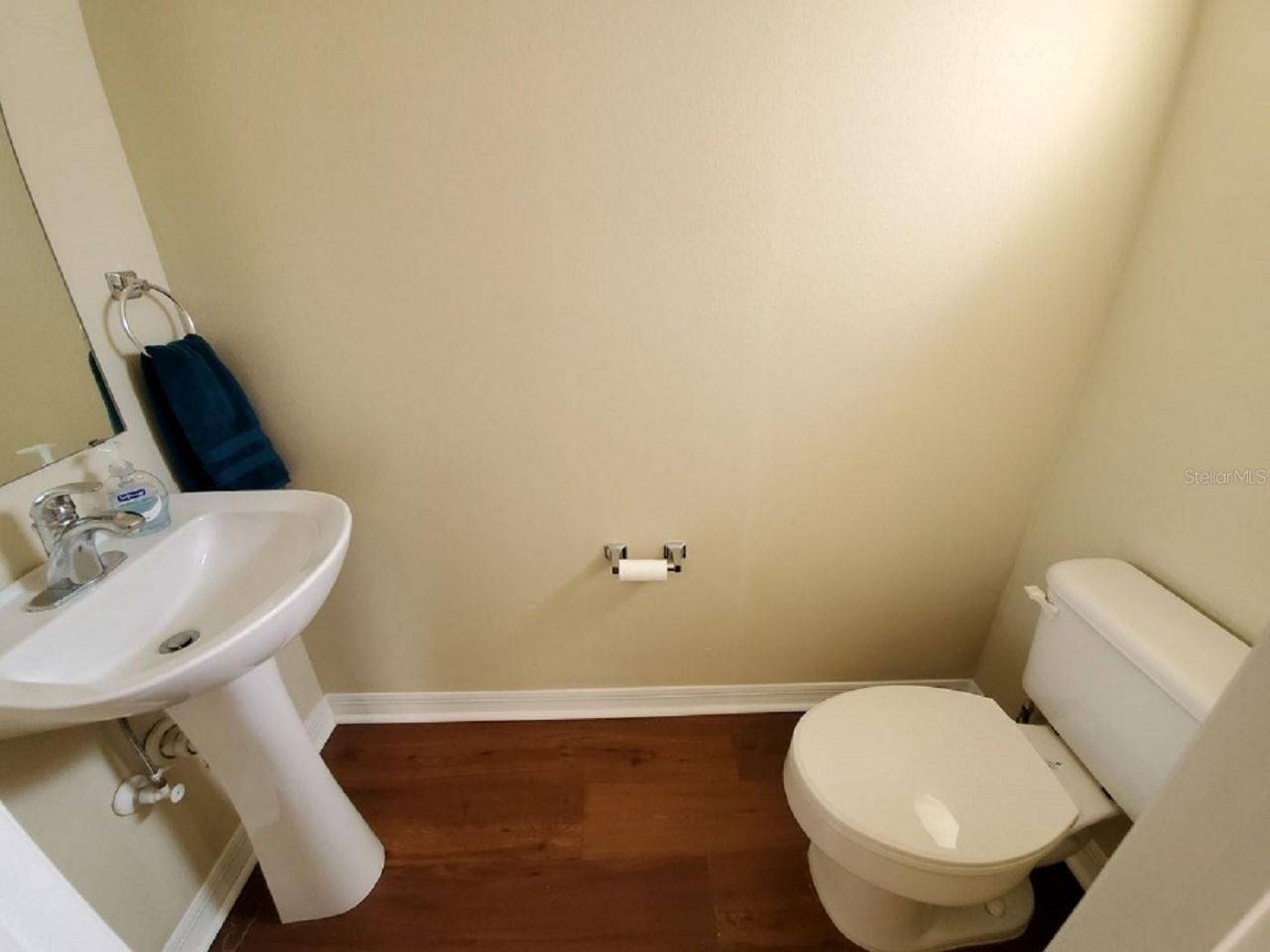 9870 Ashburn Lake Drive , Tampa, FL 33610 Photo