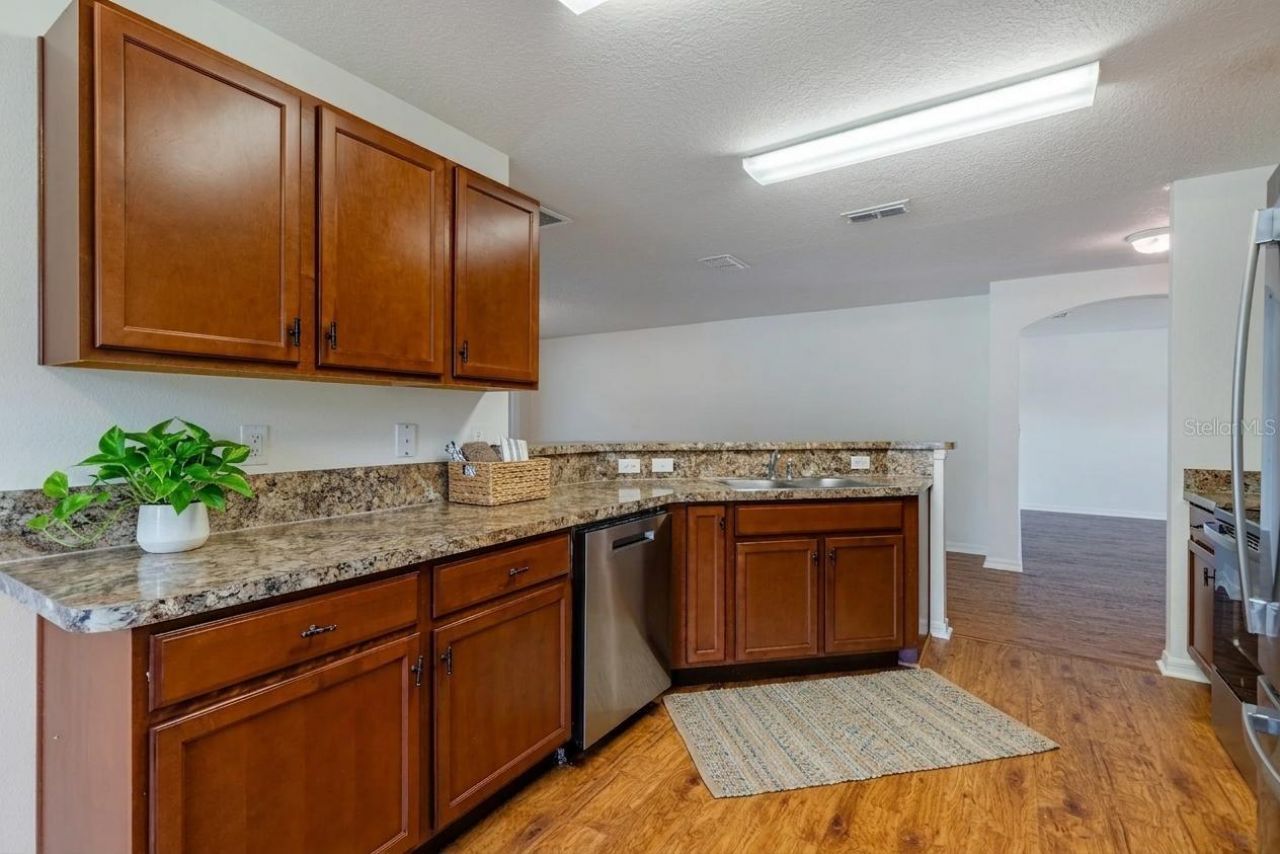 2428 Bexley Drive, Tavares, FL 32778 Photo