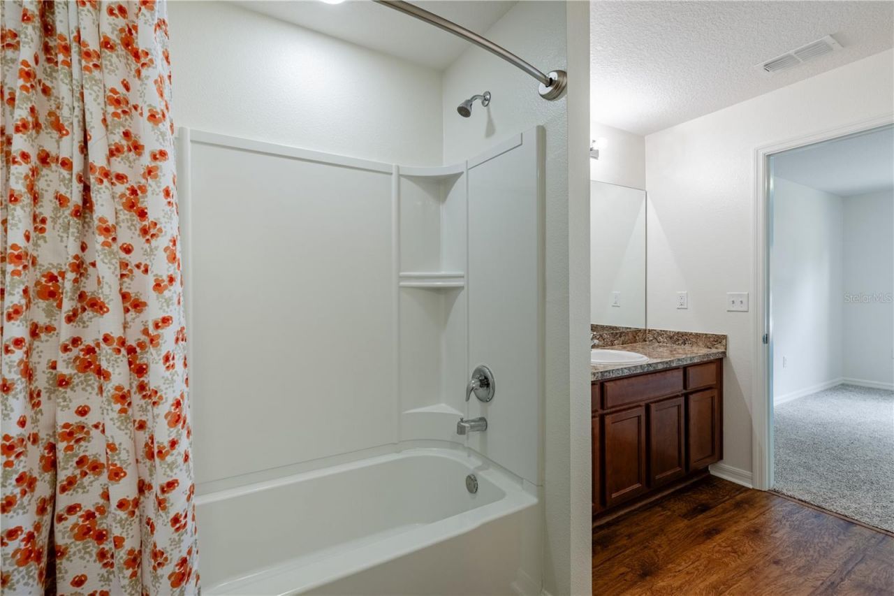 2428 Bexley Drive, Tavares, FL 32778 Photo