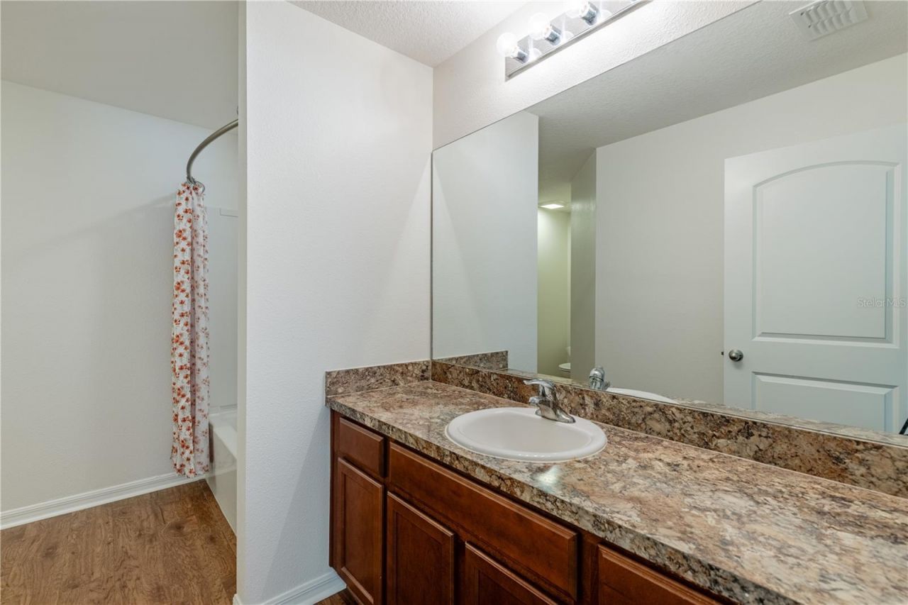 2428 Bexley Drive, Tavares, FL 32778 Photo