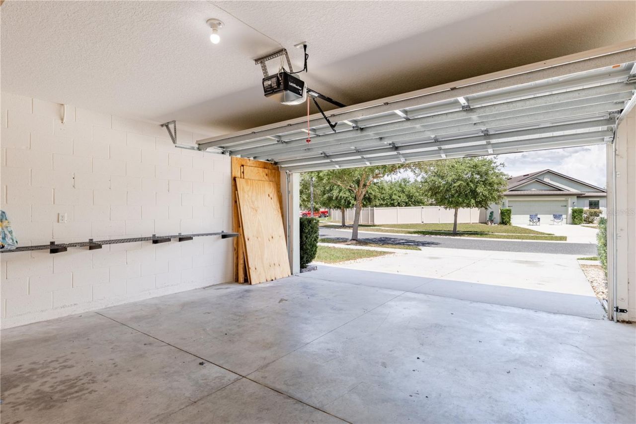 2428 Bexley Drive, Tavares, FL 32778 Photo