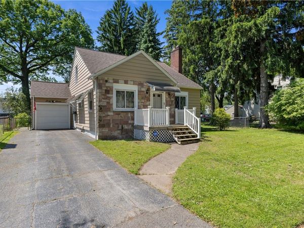 67 Langford Road, Rochester, NY 14615