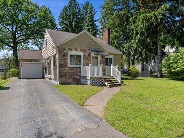 67 Langford Road, Rochester, NY 14615