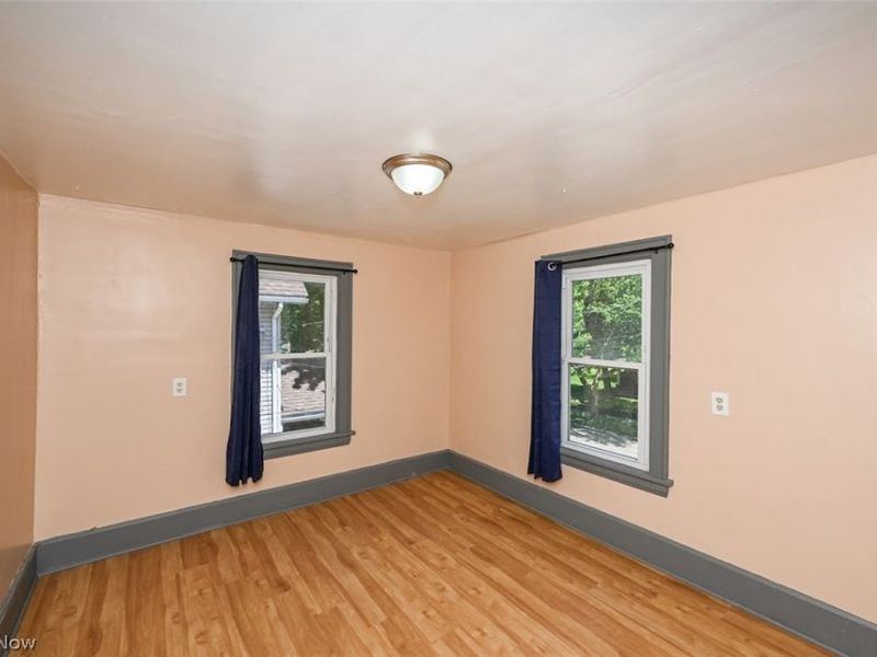 980 Neptune Avenue , Akron, OH 44301 Photo 23
