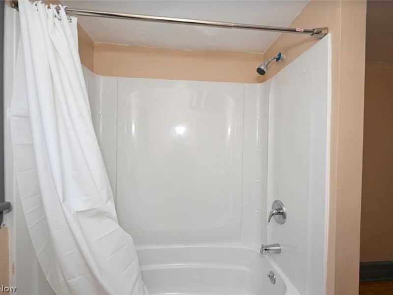 980 Neptune Avenue , Akron, OH 44301 Photo 30