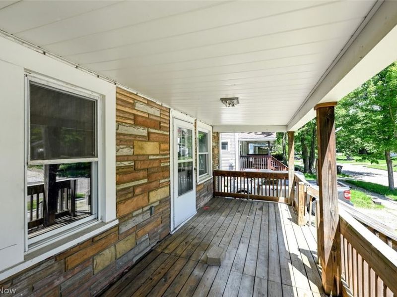 980 Neptune Avenue , Akron, OH 44301 Photo 7
