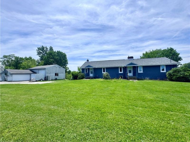 887-889 Colony Drive, Aurora, OH 44202 Photo 1