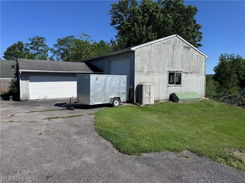 887-889 Colony Drive, Aurora, OH 44202 Photo 8