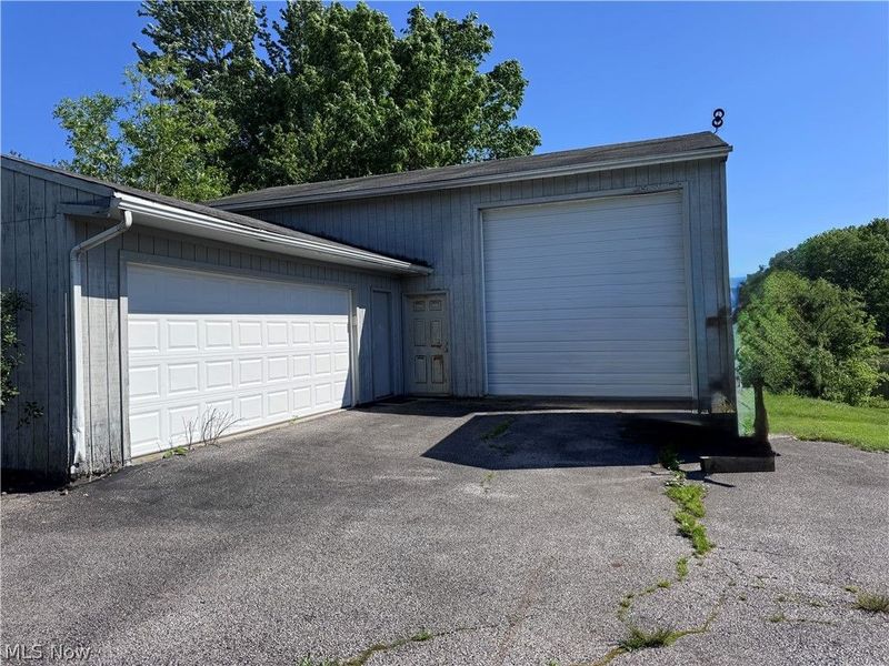887-889 Colony Drive, Aurora, OH 44202 Photo 9