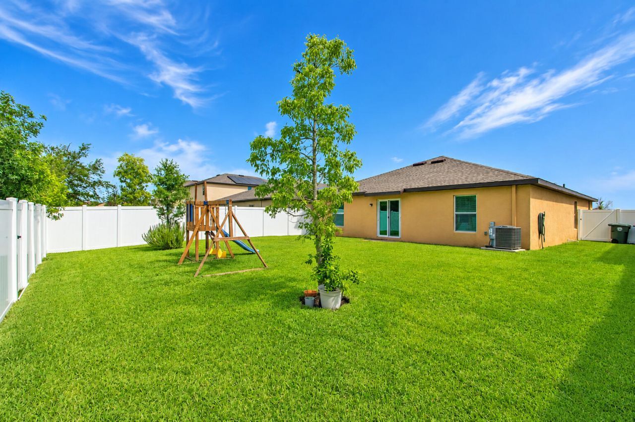 4242 Thurso Way, Fort Pierce, FL 34947 Photo
