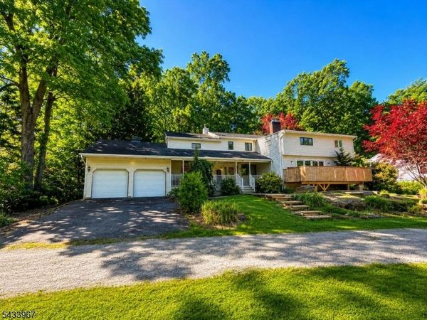 3 Hillcrest Ave, Washington, NJ 07865