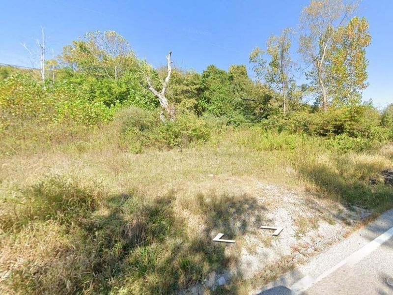 6387 St Rt 221, Lewis Twp, OH 45121 Photo 3