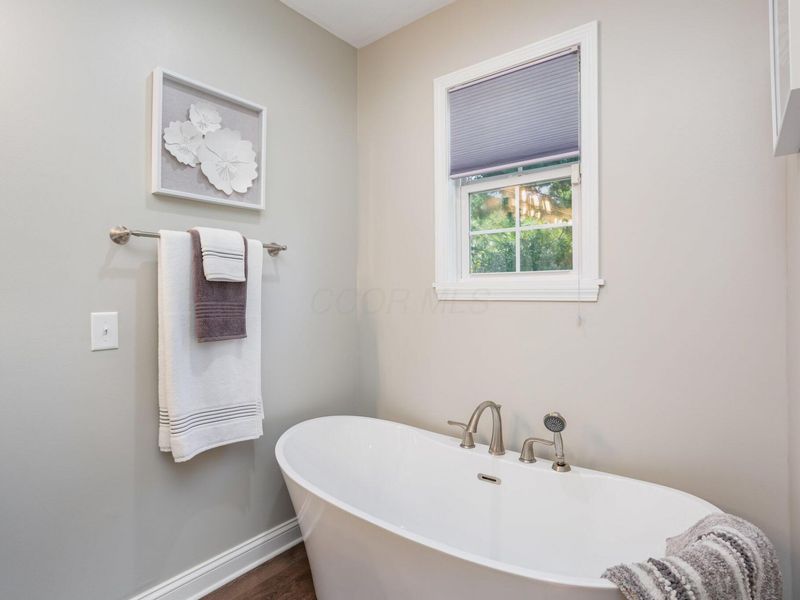 392 N Northridge Heights Drive, Howard, OH 43028 Photo 19