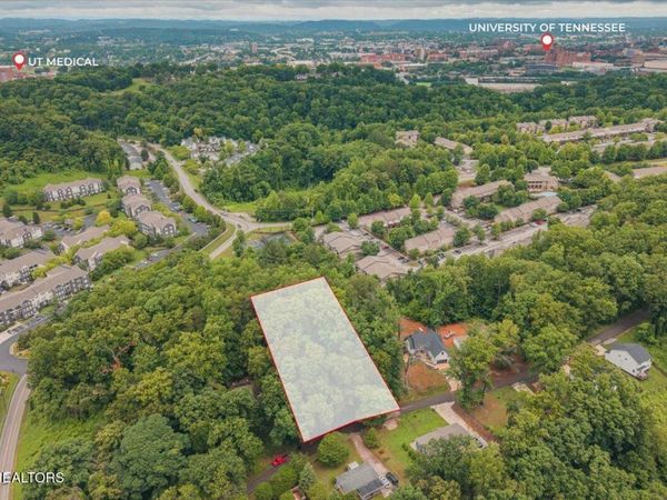 1215 Navy Drive, Knoxville, TN 37920