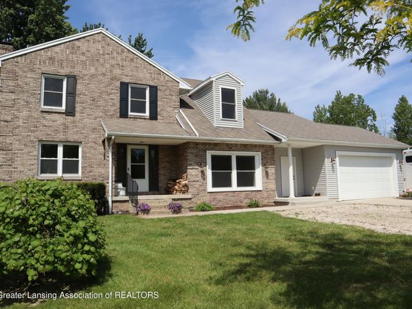2843 Spruce Road, Eaton Rapids, MI 48827